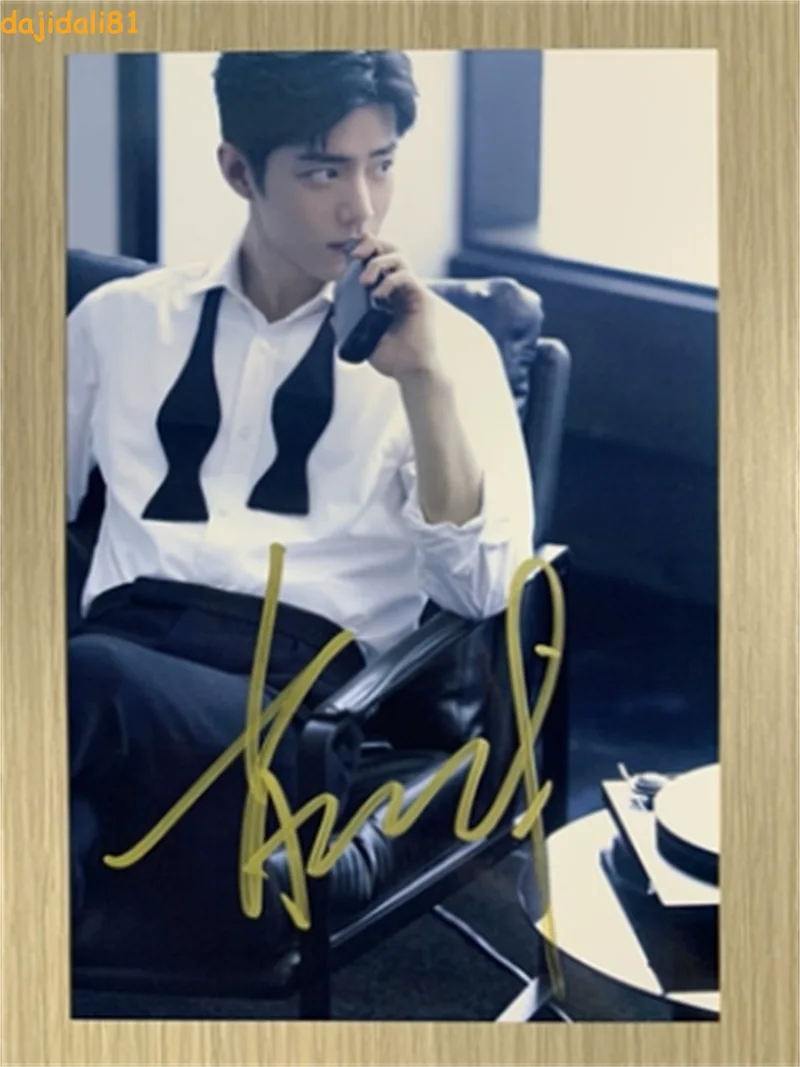 XIAO ZHAN — Original Hand Signed Xiao Zhan 肖战 Autographs 6'' Autographed Photo Fans Gift, изображение 5