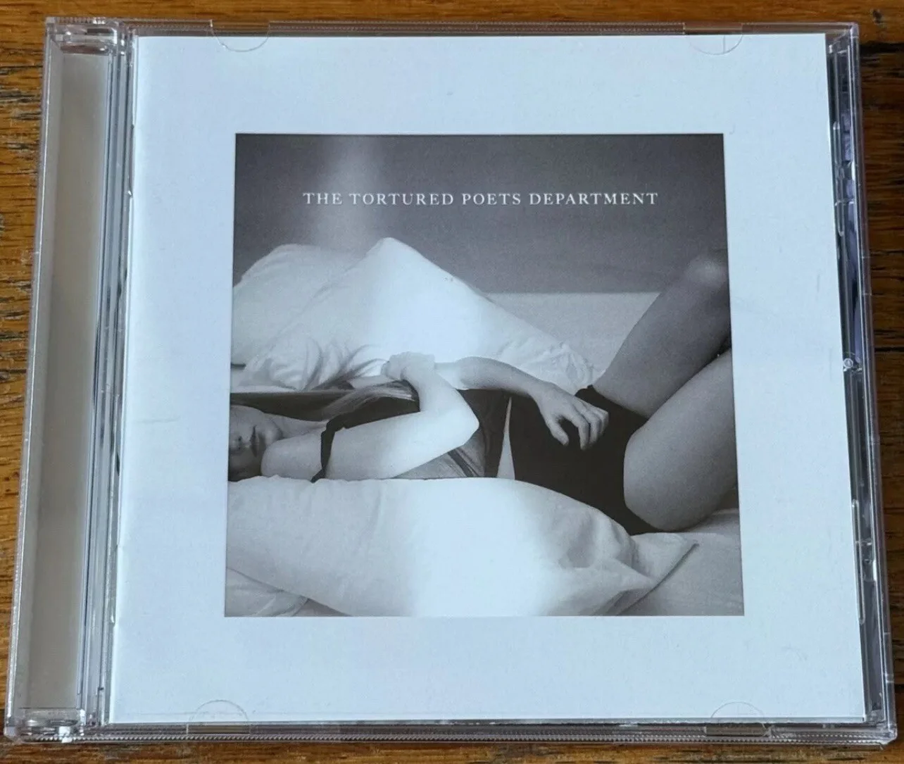Taylor Swift - The Tortured Poets Department Signed CD Framed Heart Signatures, изображение 4