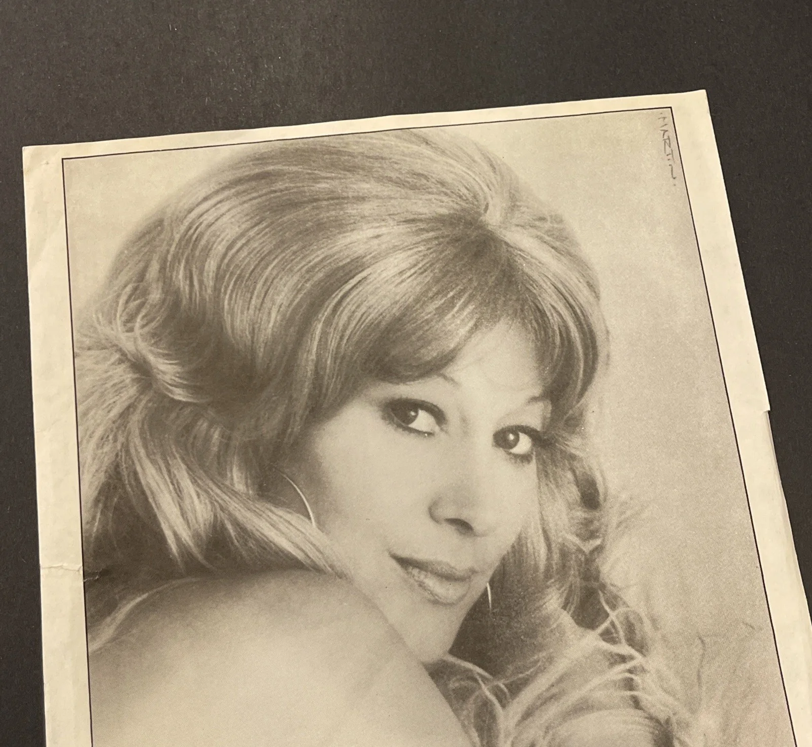 Laurie Roberts: Hand Signed Music Celebrity Photograph 8 x 10” / KSK, изображение 3