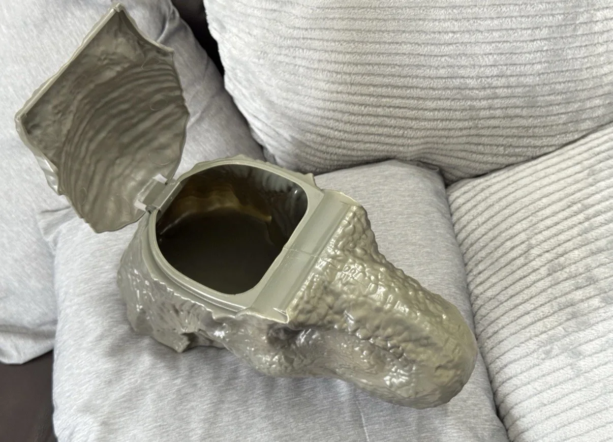 Jurassic World Dinosaur Head Collectors Popcorn Bucket Box Odeon Merch VERY RARE, image 2