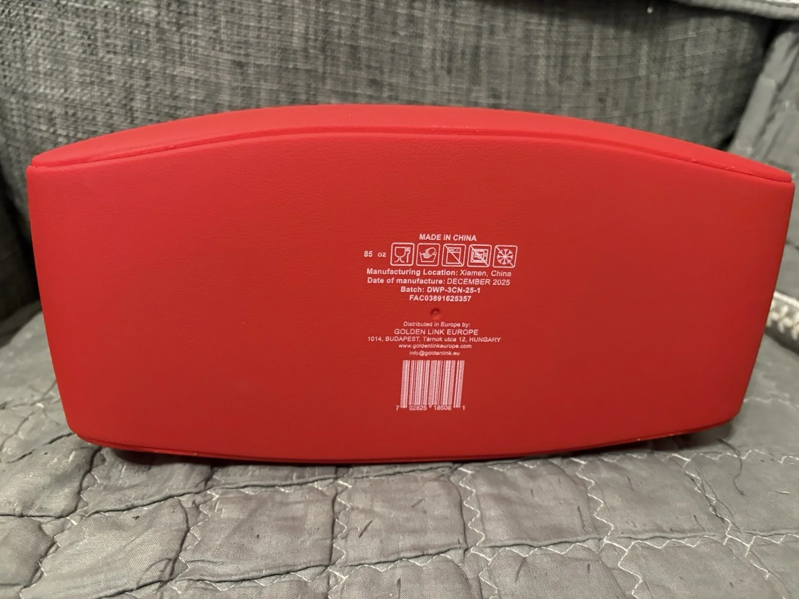 Odeon The Devil Wears Prada 2 Popcorn Bucket Handbag Collectors Edition IN HAND, image 3
