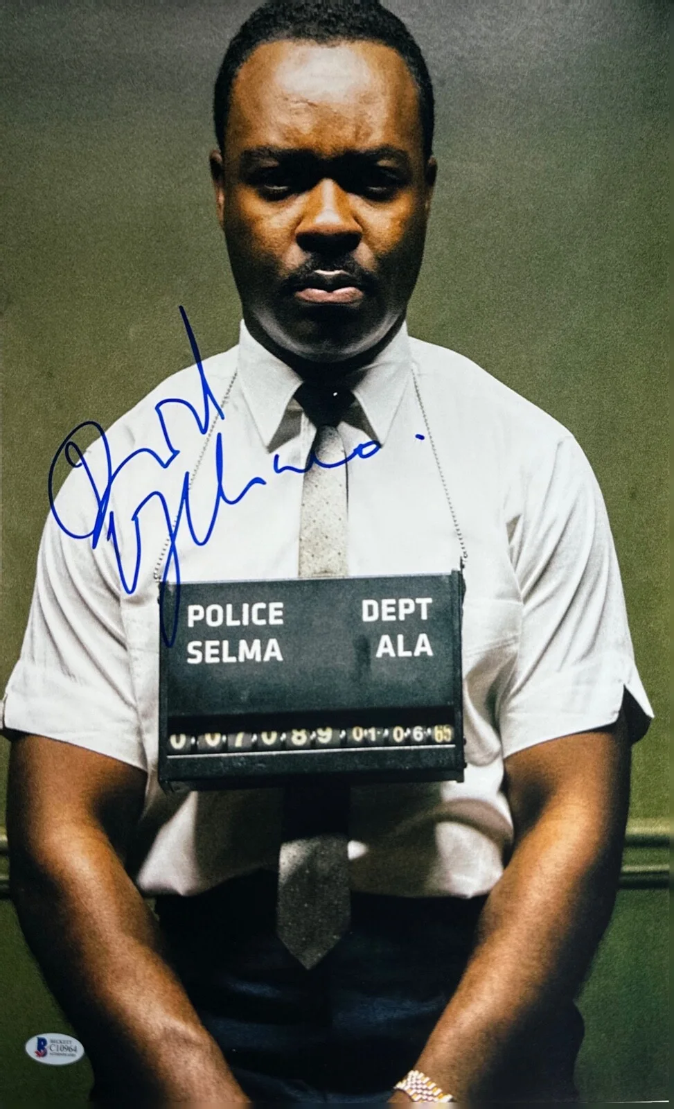 David Oyelowo — David Olyelowo Signed 12x18 Selma Photo BAS C10964