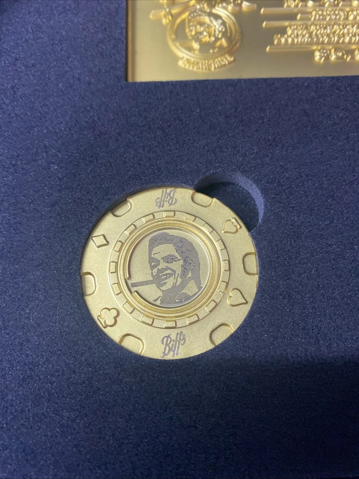 Back to the Future 24K Gold Plated Biff's Pleasure Paradise Casino Souvenir Set, изображение 5