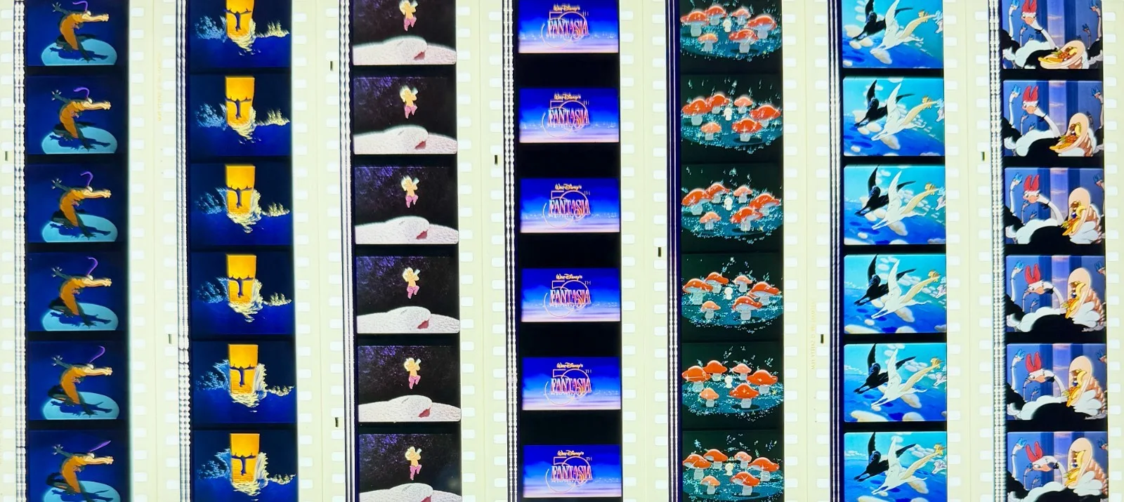Walt Disney's Fantasia (1940) Rare Unmounted 35mm Film Cells Remastered Release, изображение 5