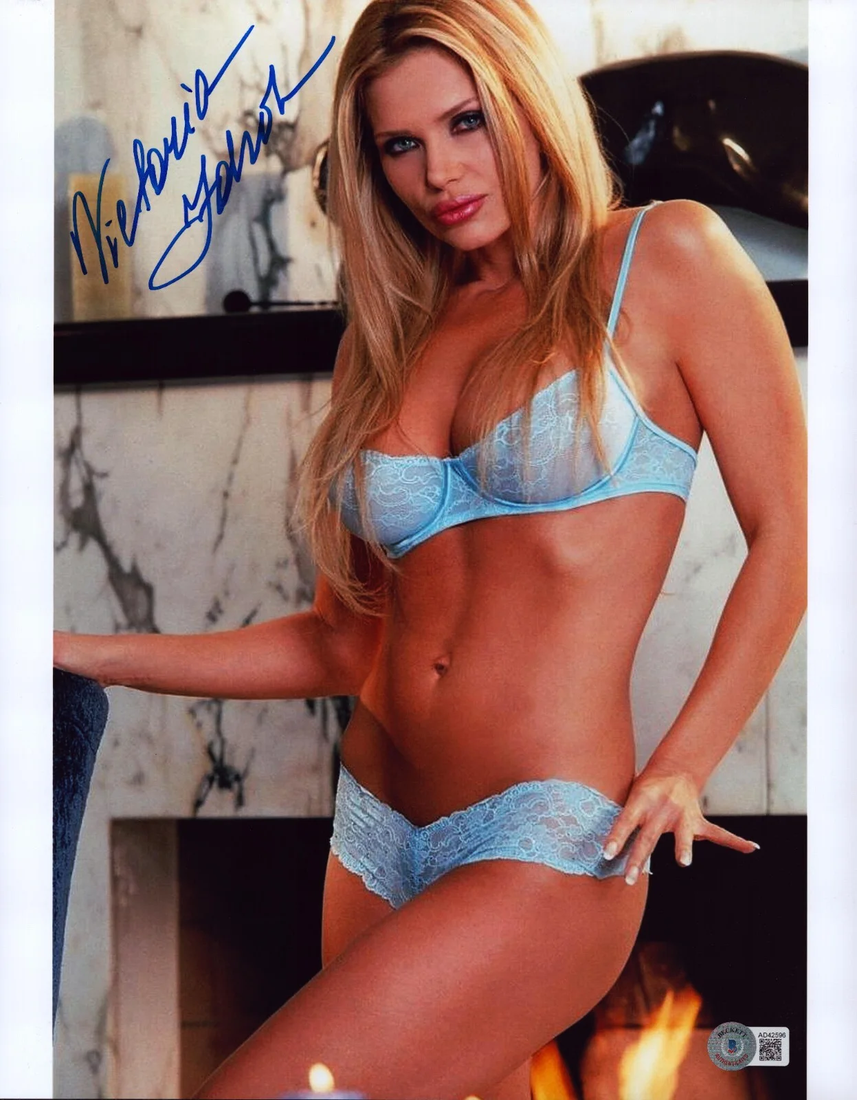 Victoria Zdrok — Victoria Zdrok Signed 11x14 Photo BAS COA Playboy Penthouse Picture Autograph C