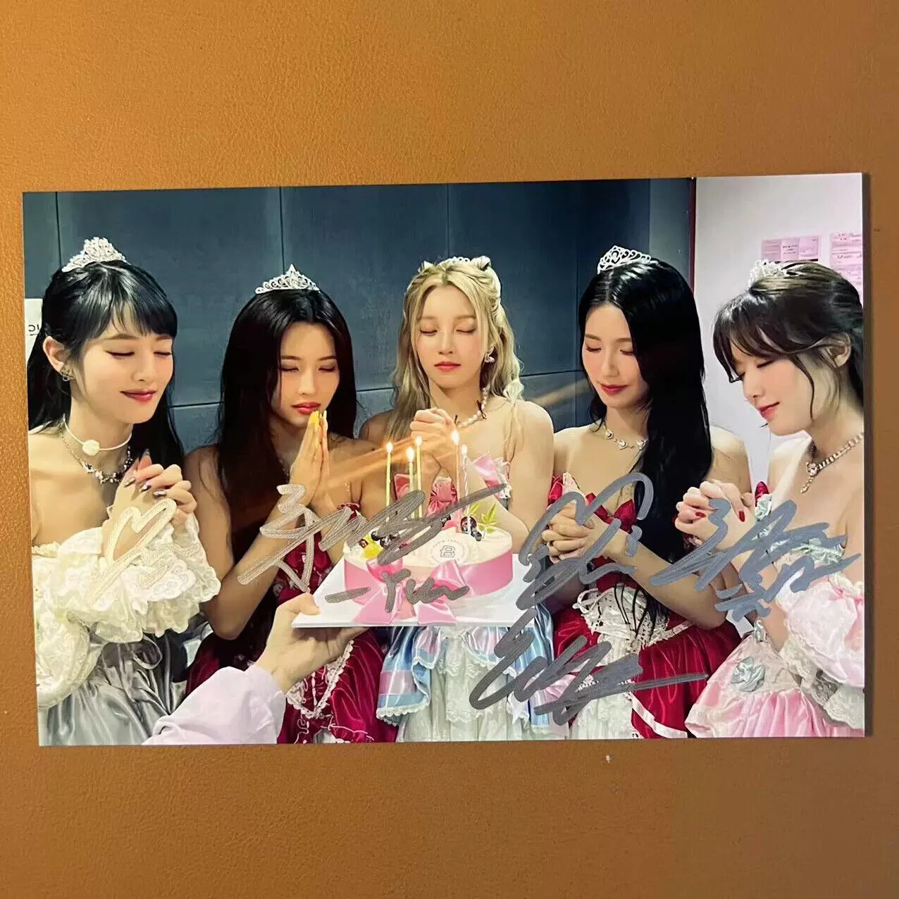 GIDLE — (G)I-DLE GIDLE Group Photo K-POP Collection KPOP 4*6 Autographed Photo #12Nice, image 3
