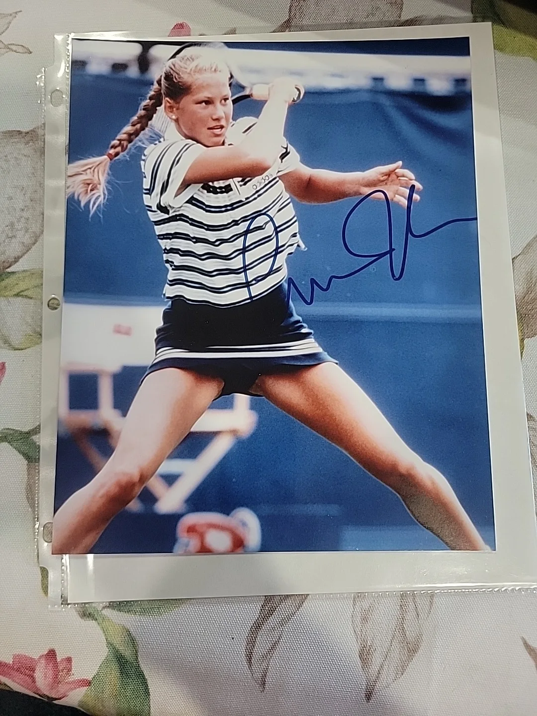 Anne Kornakova Signed 8 x 10 No Coa Photograph Autographed photo, image 2