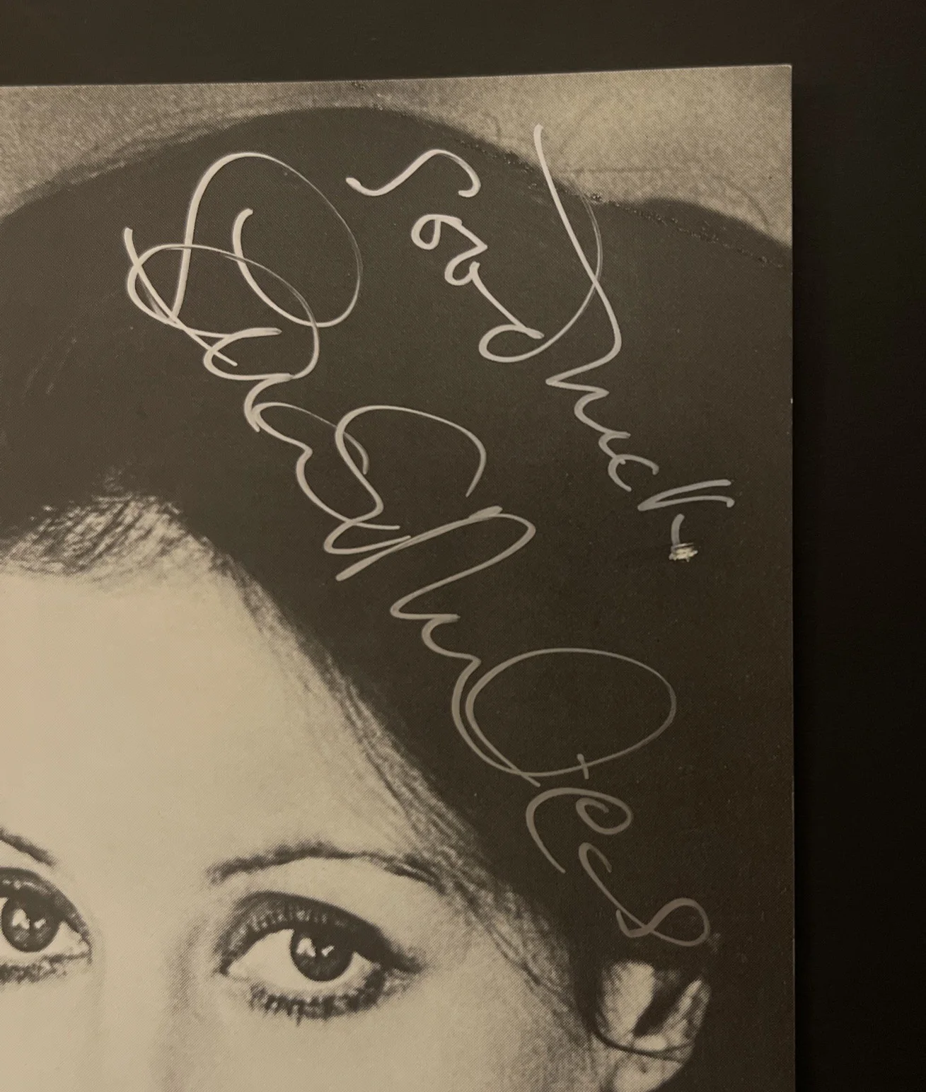 SARA MILES: Hand Signed Celebrity Photograph 4 x 6 Inches / KSK, изображение 2