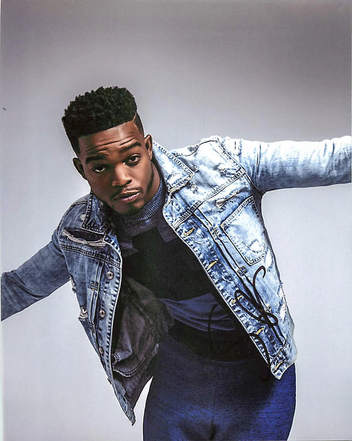 Stephan James — Stephan James 'Homecoming' Signed Autographed 8x10 Photo PROOF ACOA A, image 2