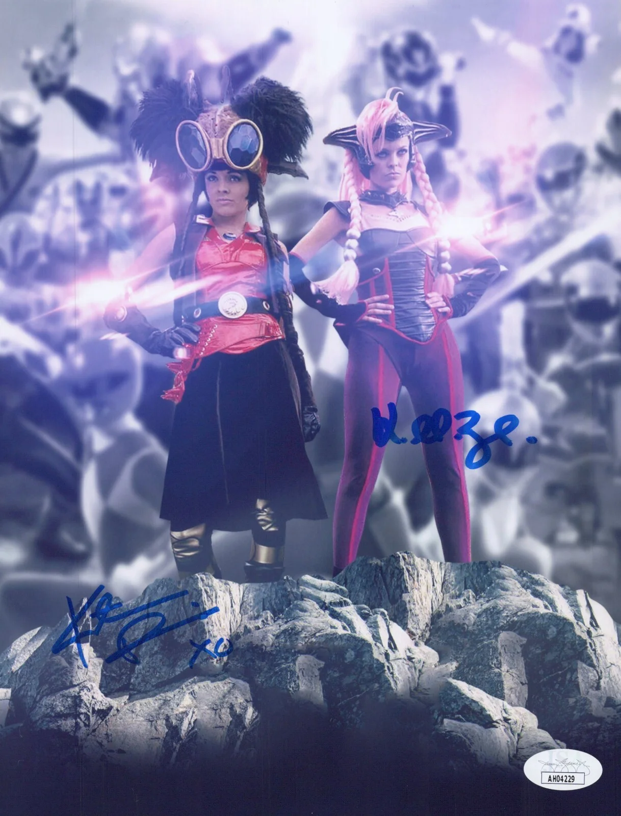 KATRINA BROWNE AND KATRINA DEVINE — KATRINA DEVINE & KATRINA BROWNE Signed POWER RANGER 8x10 Photo Autograph JSA COA