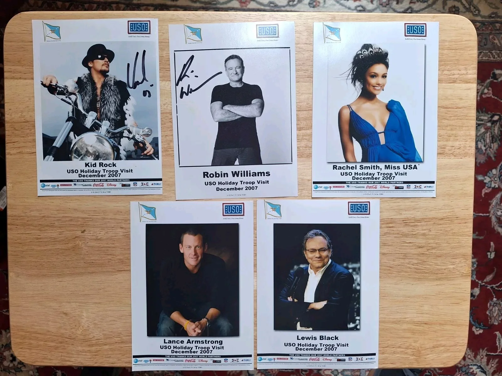Kid Rock, Robin Williams — 2007 USO Tour Photos Kid Rock Robin Williams Rachel Black Lance Arm Lewis Black, изображение 2