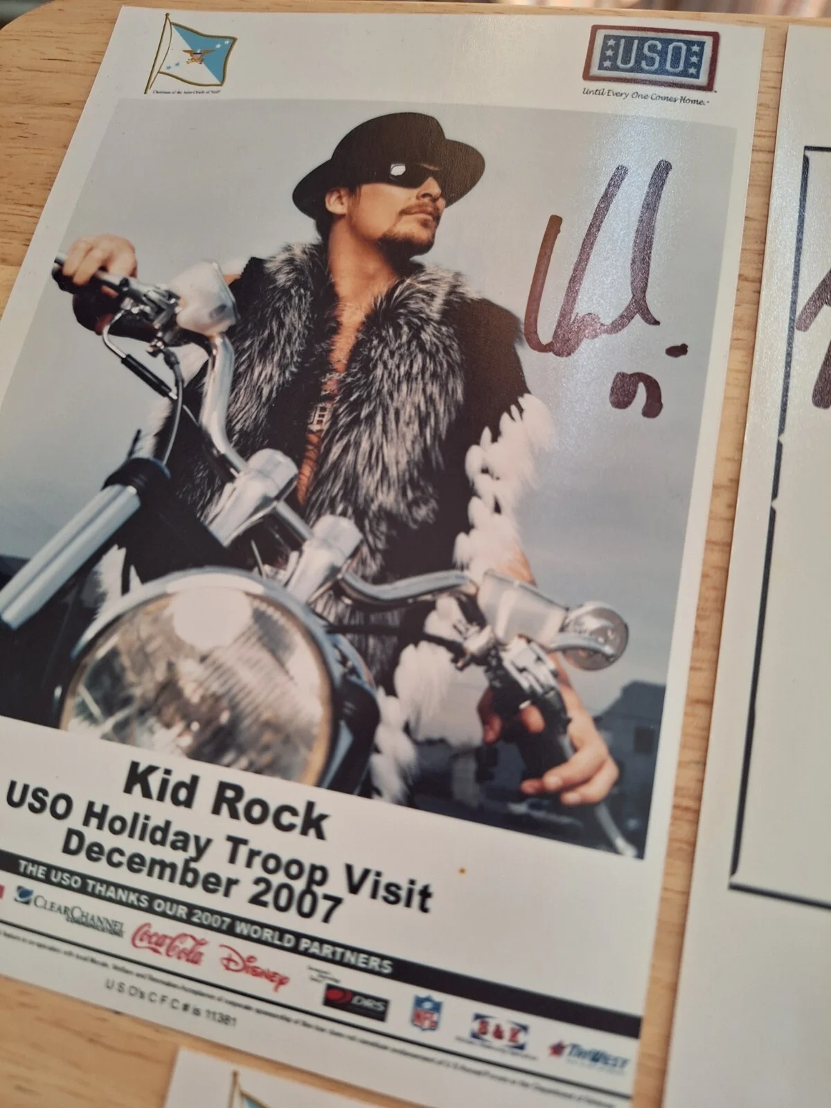 Kid Rock, Robin Williams — 2007 USO Tour Photos Kid Rock Robin Williams Rachel Black Lance Arm Lewis Black, изображение 5