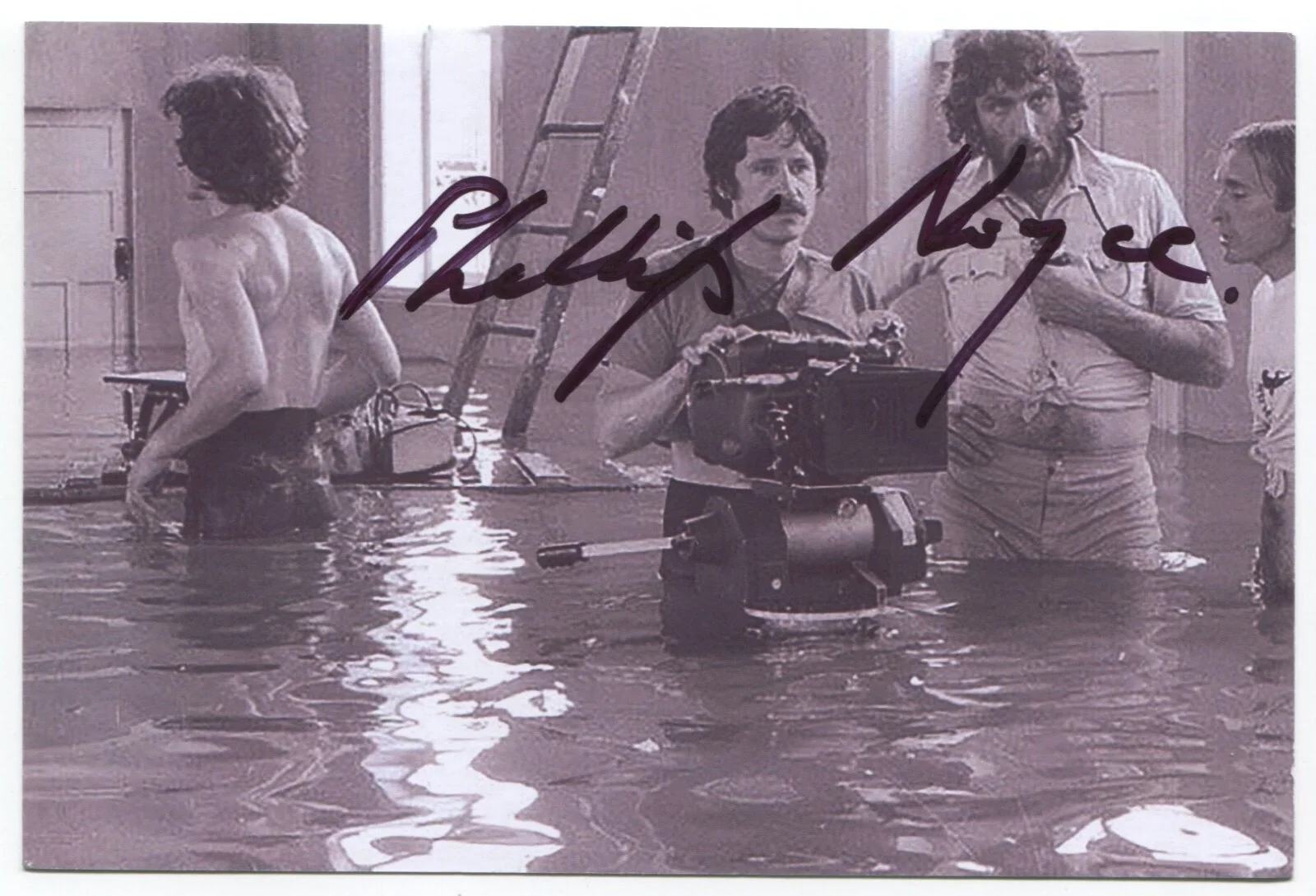 Phillip Noyce — Phillip Noyce Signed Photo Autographed Signature Director The Giver