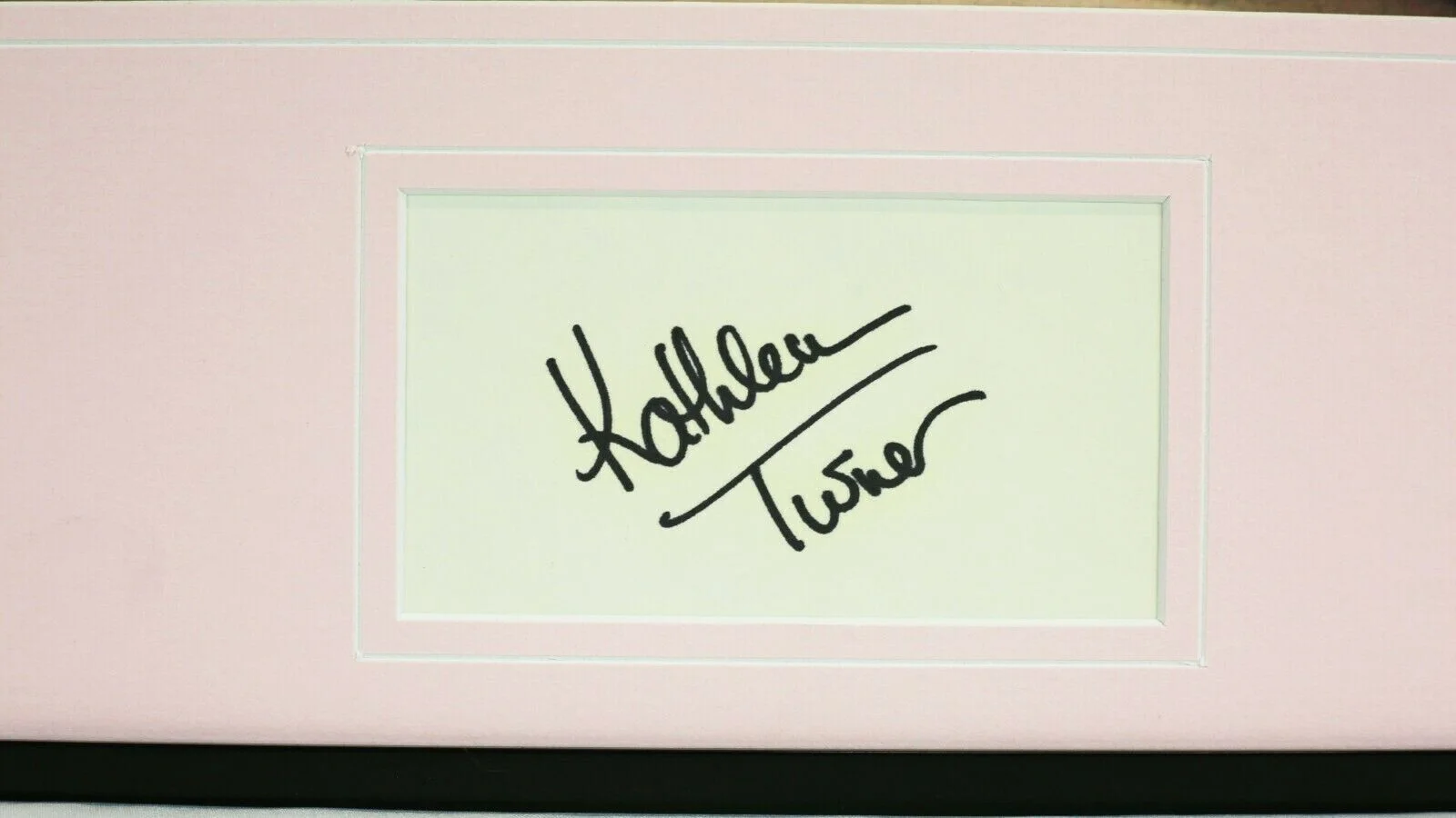 Kathleen Turner Signed Framed 16x20 Photo Display, image 2