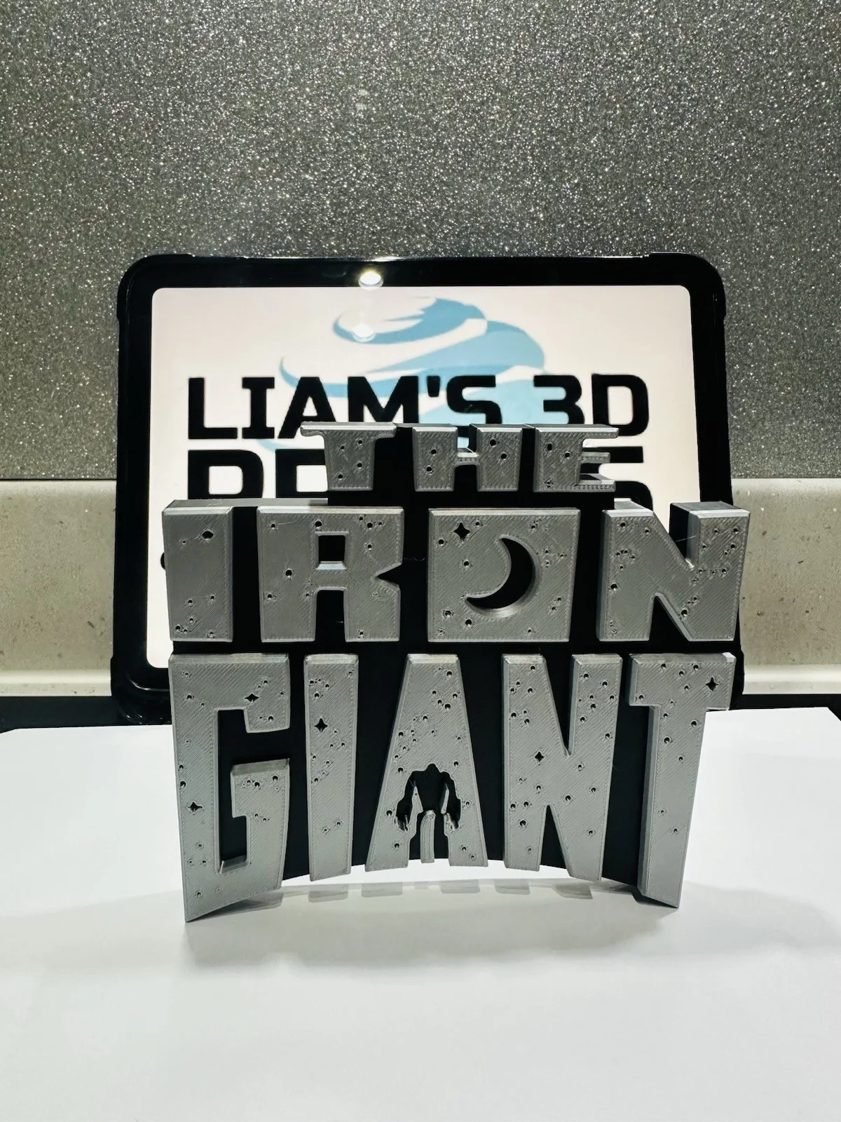 Decorative The Iron Giant Film Logo Word Sign Room Display Pops Self Standing, image 2
