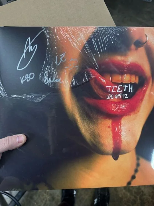 SIGNED SLEEVE Die Spitz Teeth Revenge of Evangeline TORTOISE SHELL vinyl \, image 2