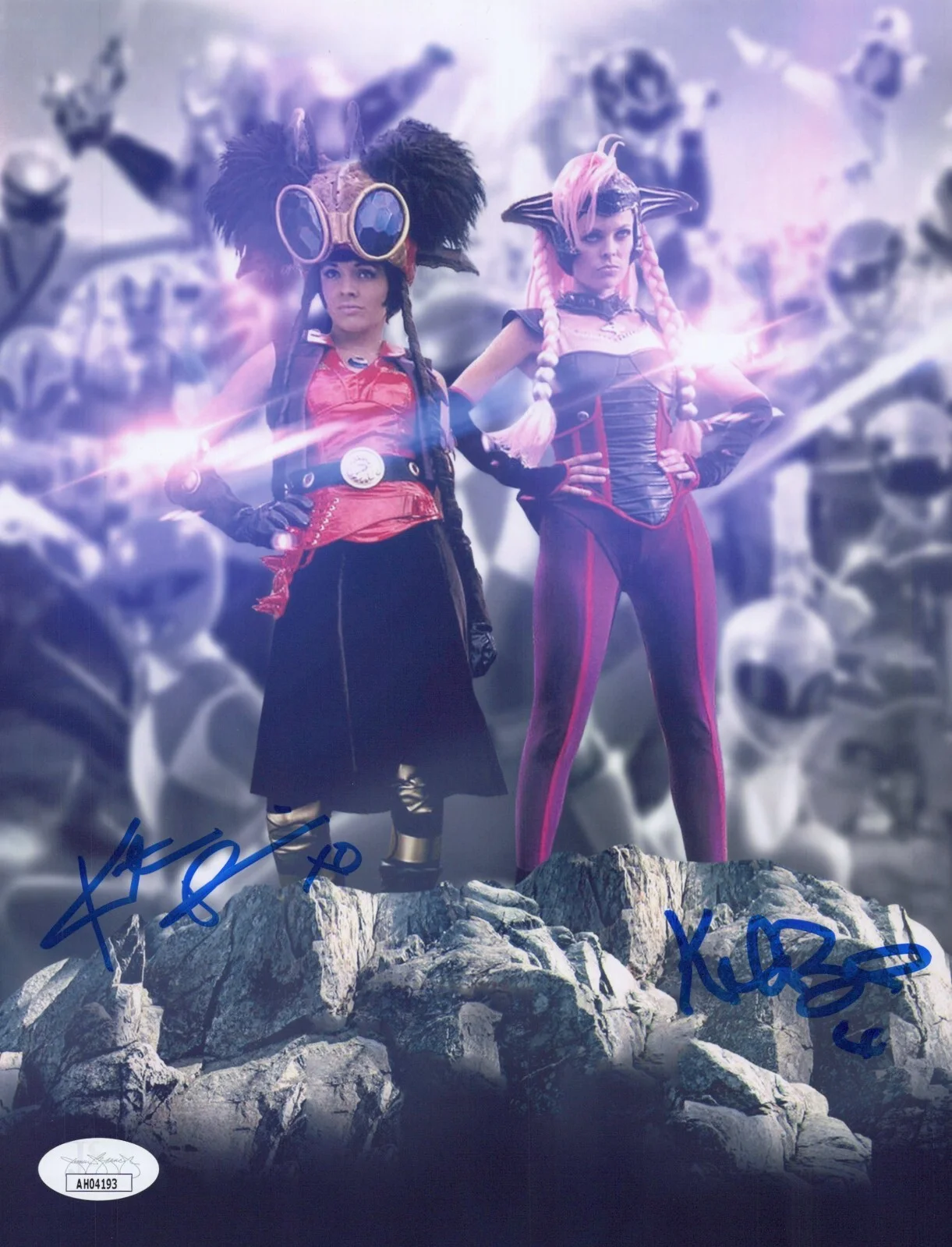KATRINA BROWNE AND KATRINA DEVINE — KATRINA DEVINE & KATRINA BROWNE Signed POWER RANGER 8x10 Photo Autograph JSA COA