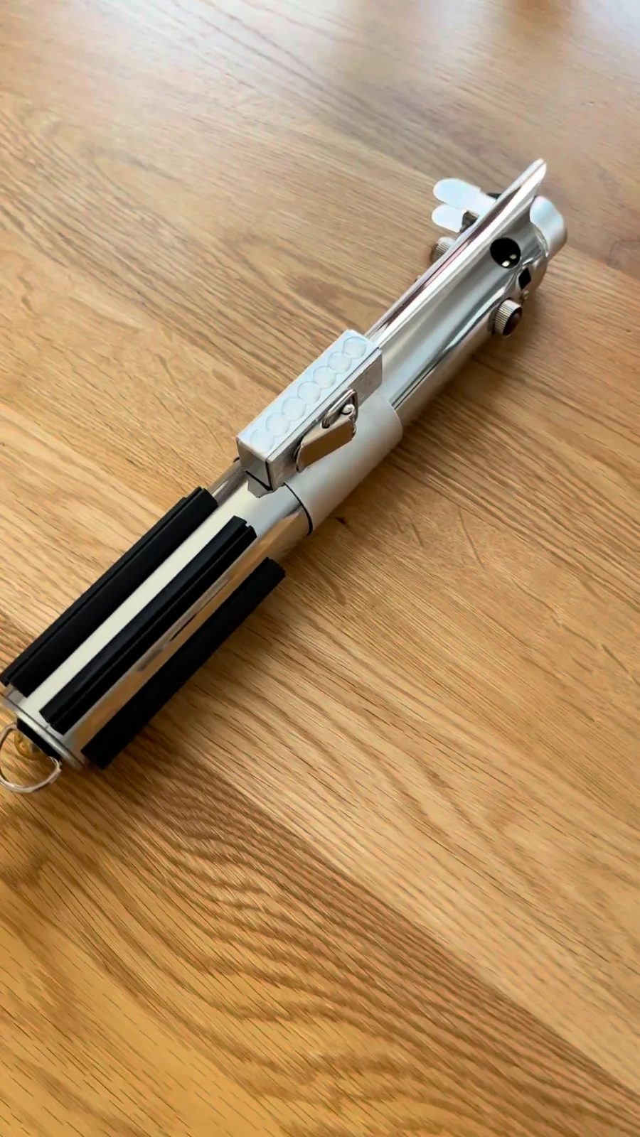 Lightsaber Prop Replica - With Force Crystals - Metal - Full size, image 2