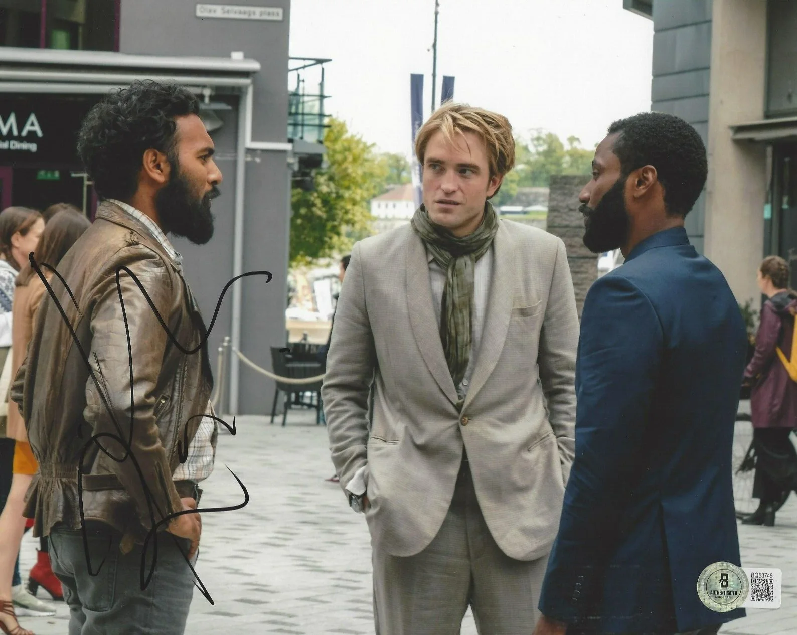 HIMESH PATEL SIGNED 'TENET' 8x10 MOVIE PHOTO ACTOR BECKETT BAS COA, image 2