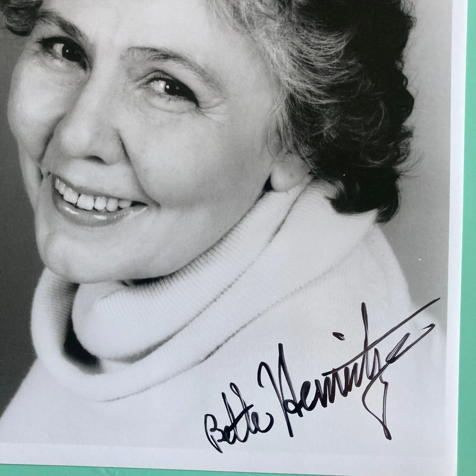 Bette Henritze Signed Photo 8”X10” Broadway Waiting in the Wings / The Hospital, изображение 2