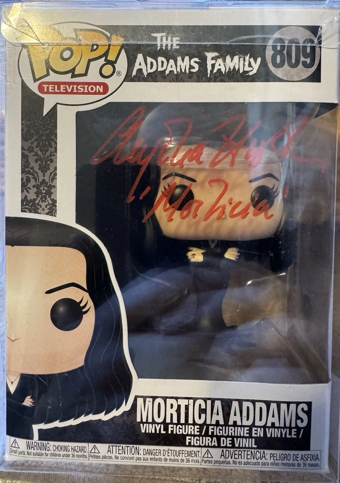 Anjelica, Huston — Anjelica Huston , Signed Autographed ,Addams family Morticia Addams , Funko POP, изображение 2