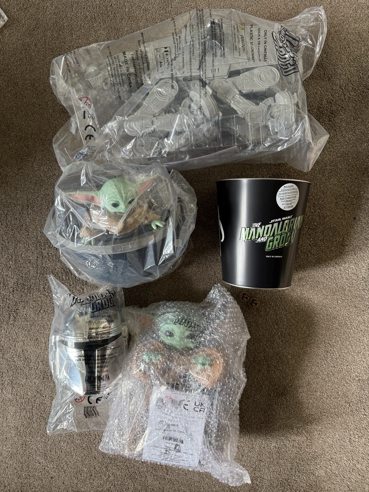MANDALORIAN & GROGU popcorn bucket collection AT-AT Set Odeon Cineworld Helmet, image 2