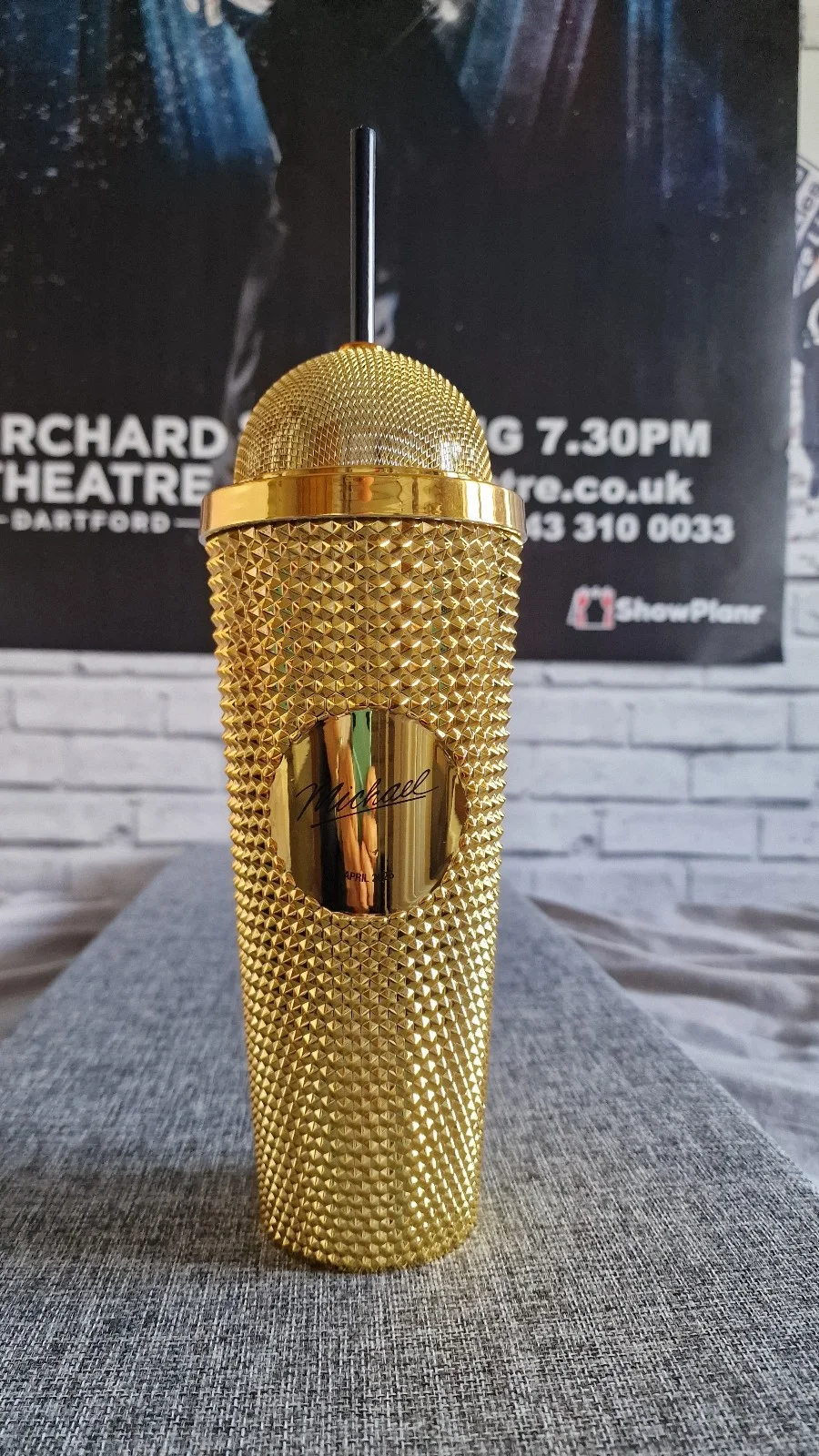 Michael Jackson Movie Gold or Black Microphone Cup Tumbler UK Cinema Exclusive, изображение 4