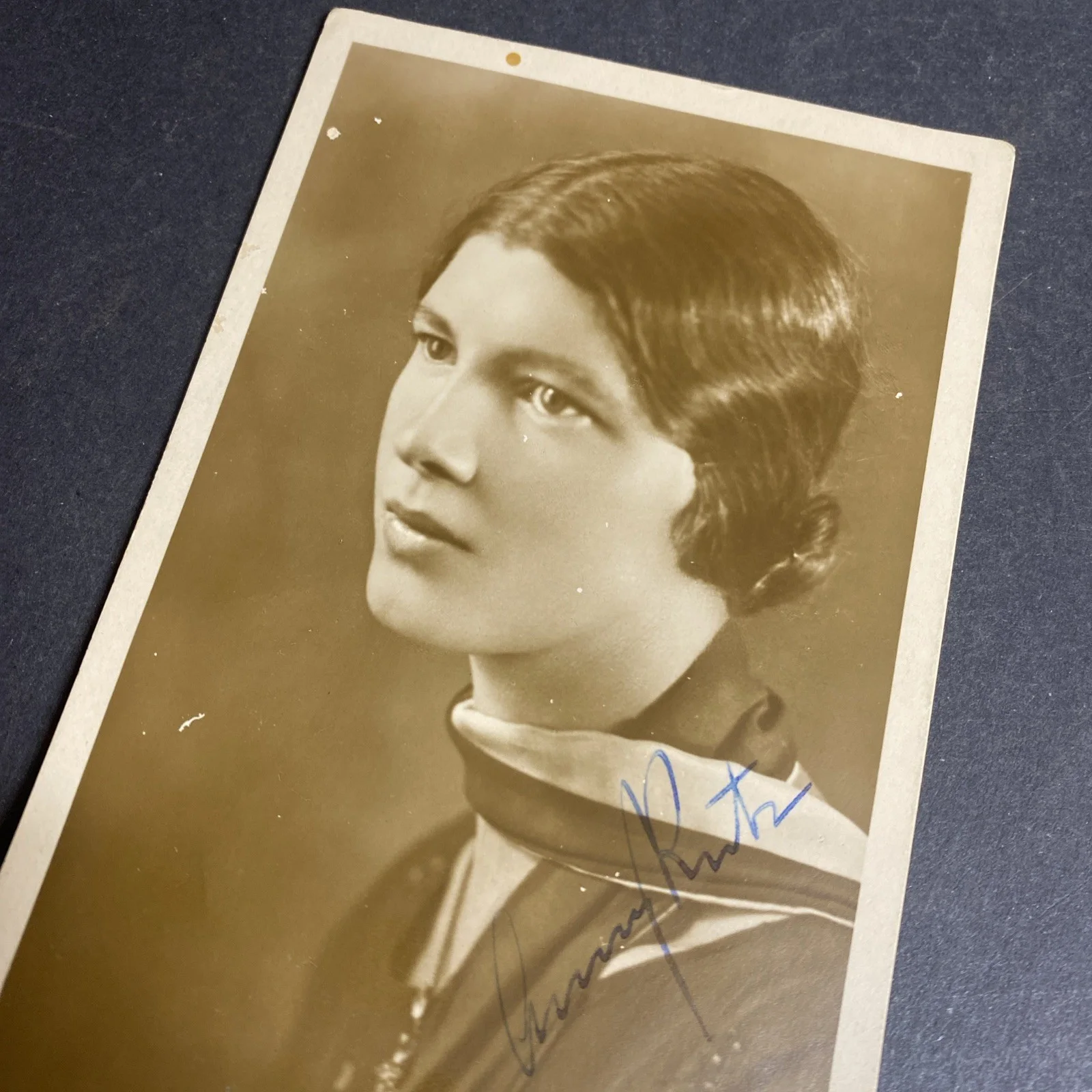 Anny Rutz: Hand Signed Celebrity Photograph 4 x 6 Inches / KSK, image 3