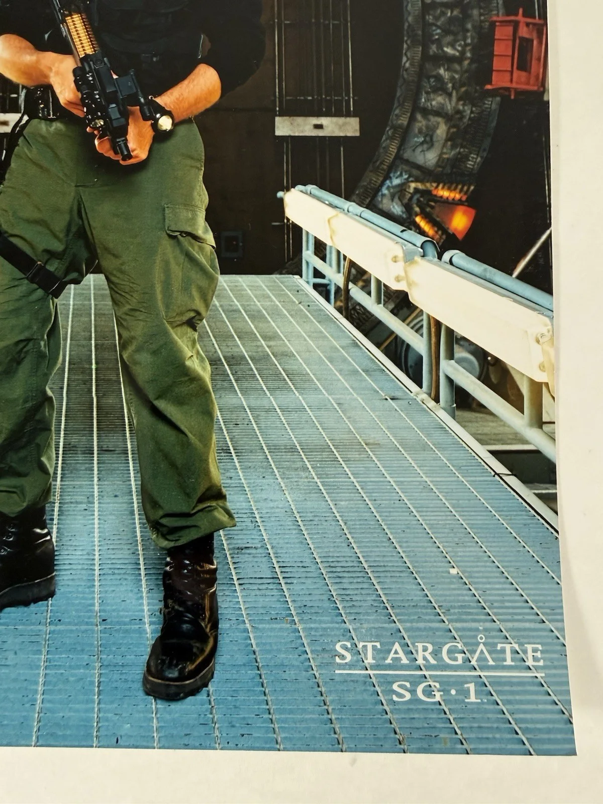 Richard Dean Anderson — Richard Dean Anderson Autographed In Silver 8x10 Photo Jack Stargate 1 With COA, image 4