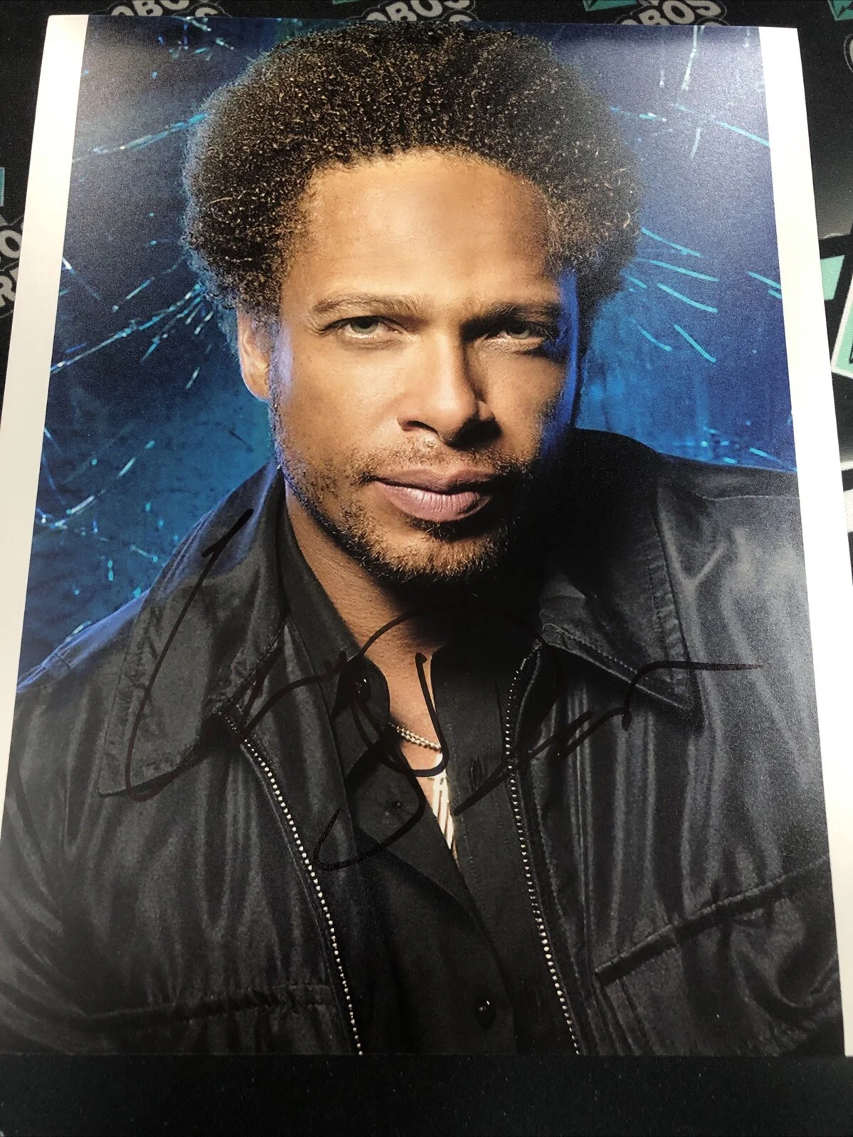 Gary Dourdan (TV's "CSI" co-star) Signed photo, image 2
