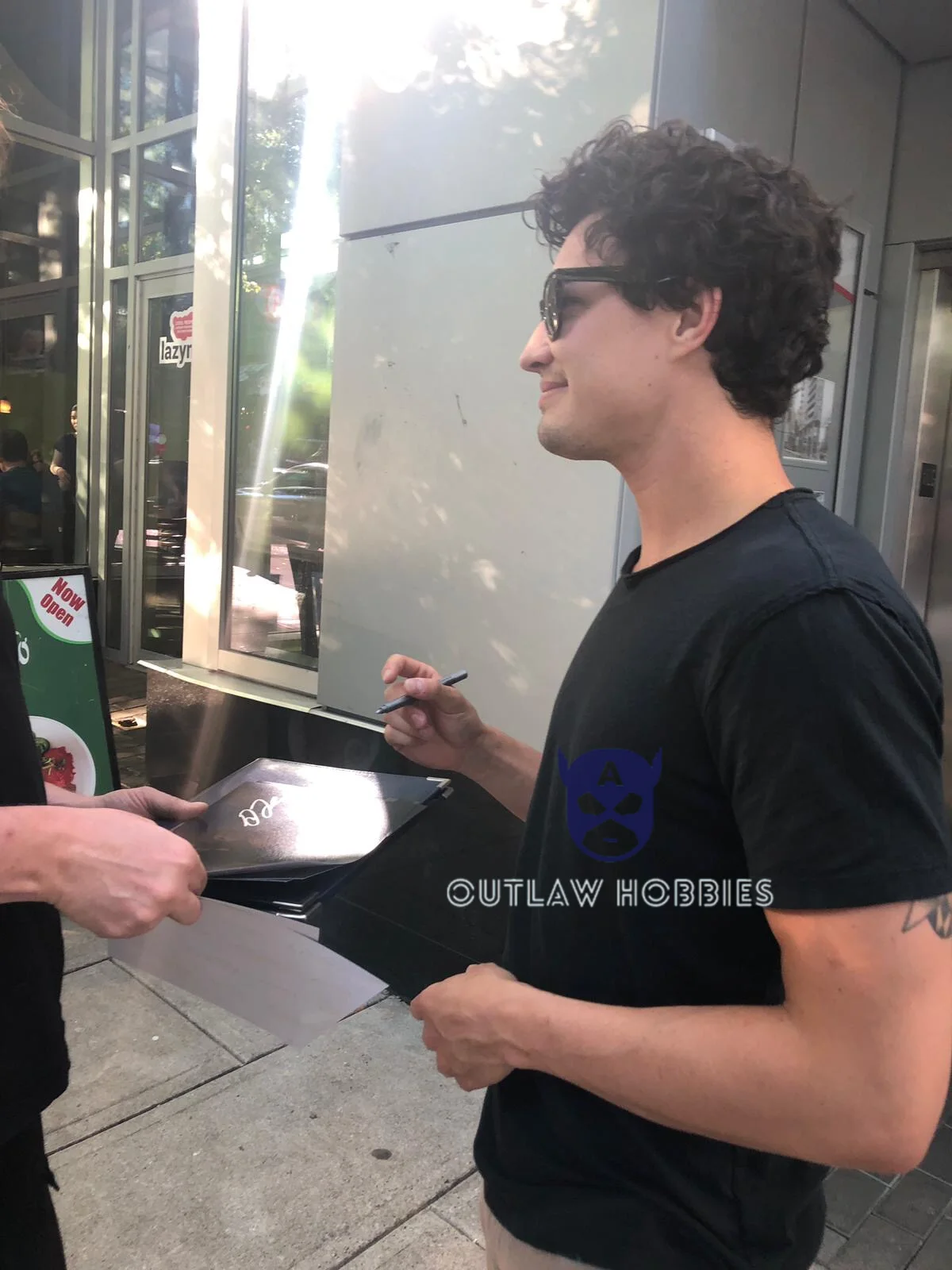 Gavin Leatherwood Sabrina Autographed Signed 8x10 Photo COA AB7, изображение 2