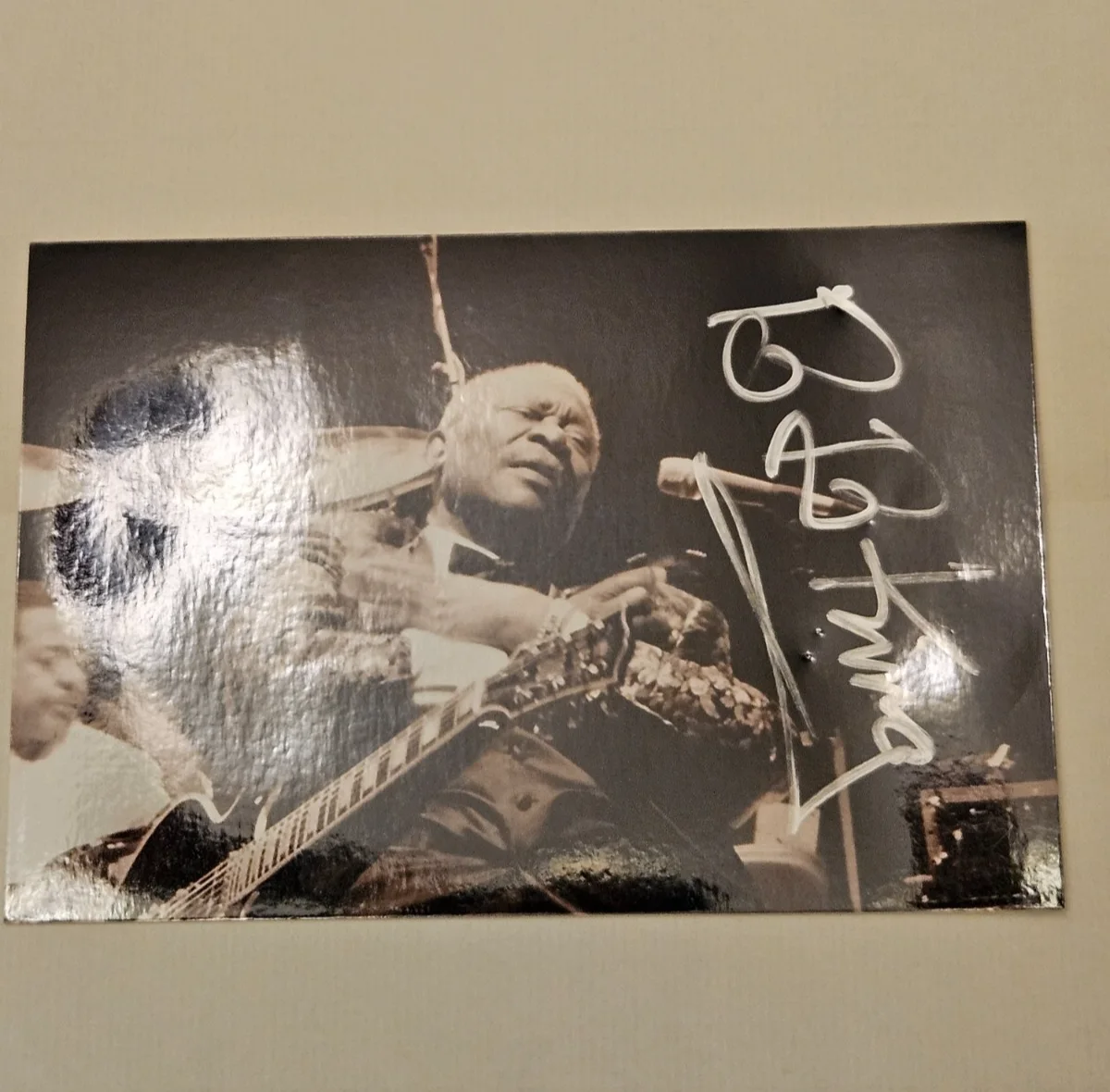 B.B. King — Autographed Photo of B.B. King And 2007 Ticket Stub Blues Fest Texas, изображение 2