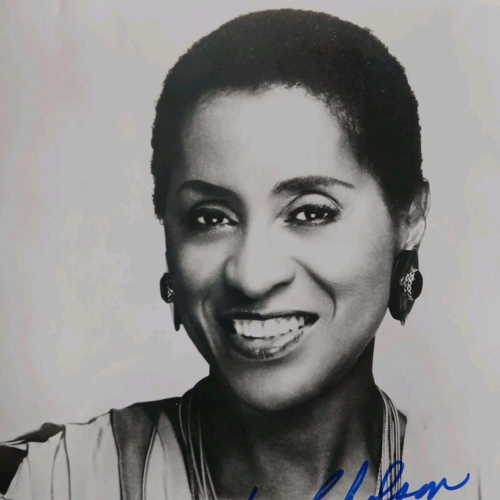 marla gibbs — marla gibbs signed 8x10 photo 'love & faith' florence the jeffersons actress, изображение 5