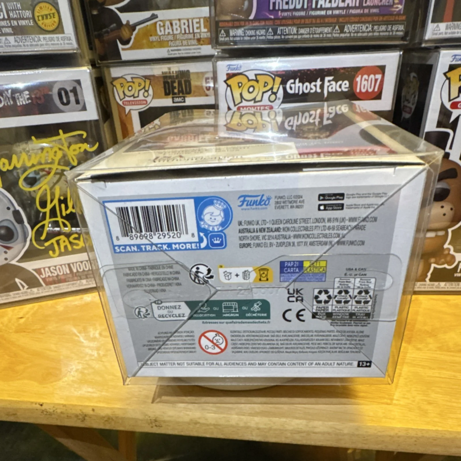 Georgie Denbrough — Funko Pop IT Georgie Denbrough #536 Autographed JSA Certified, image 4