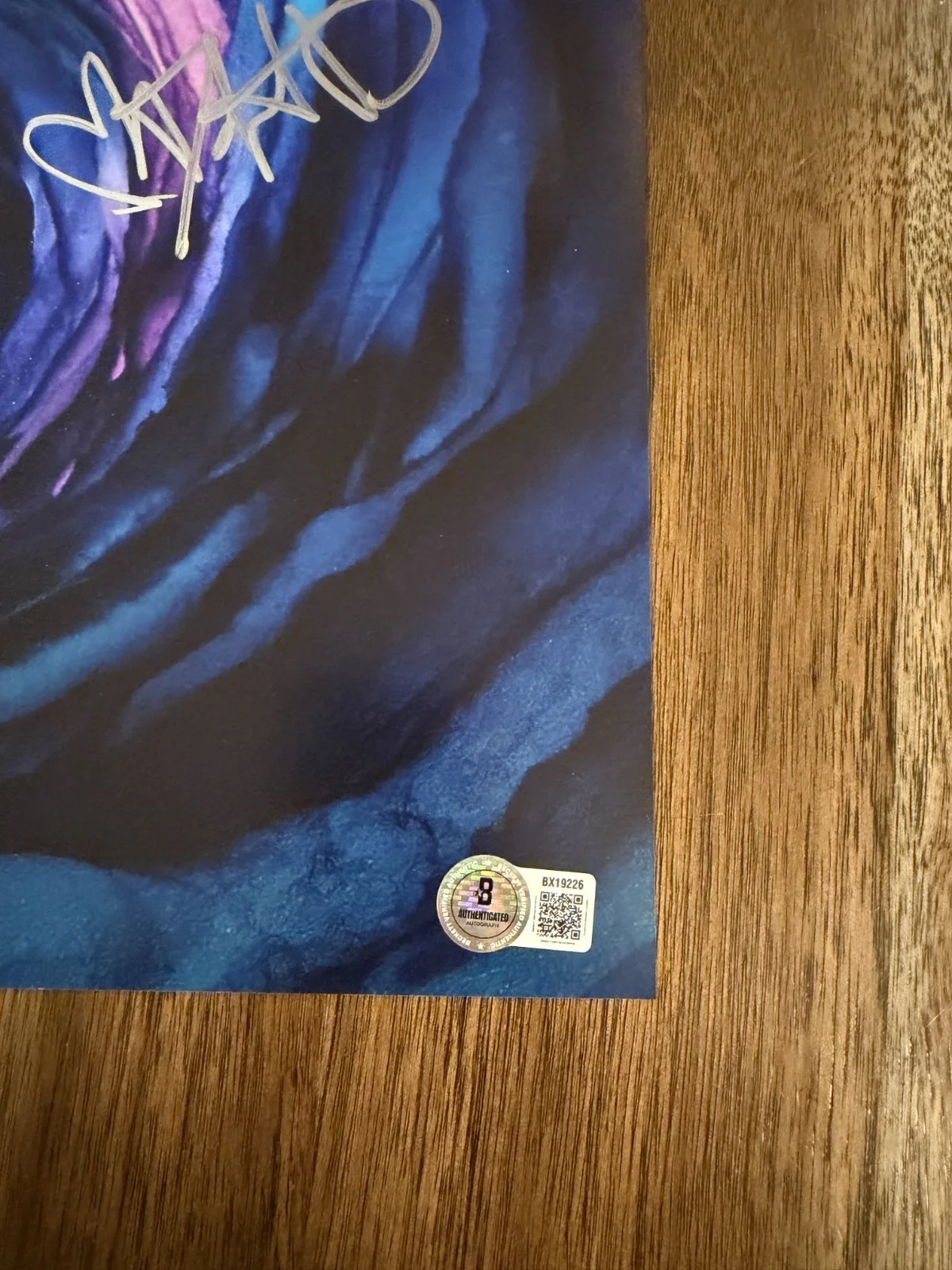 Dakota Fanning ‘Coraline’ Signed 11x14 Photo Beckett Certified RARE, изображение 2