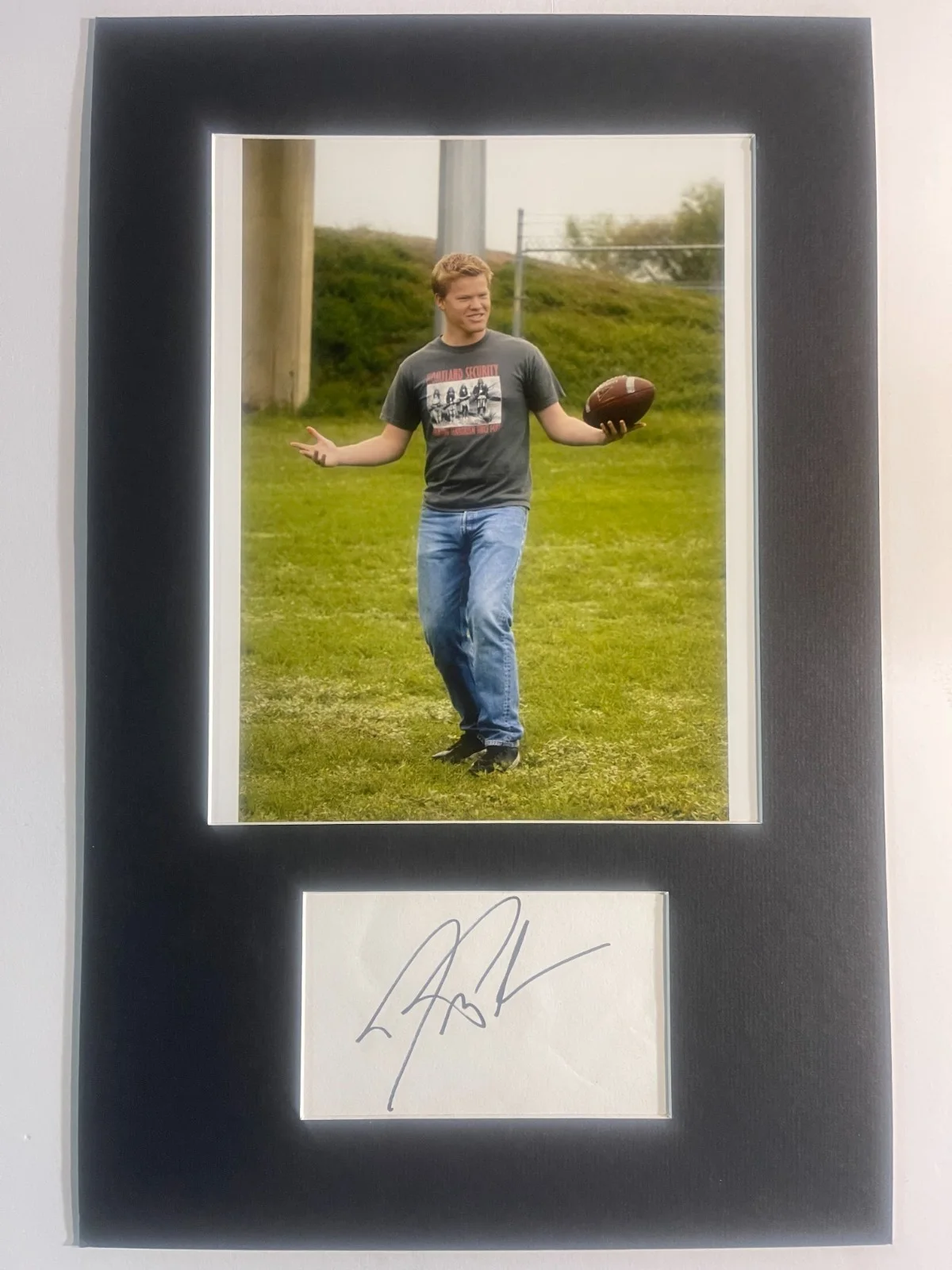 JESSE PLEMONS — Jesse Plemons Friday Nights W/COA matted signed index card with photo 11x17 #1