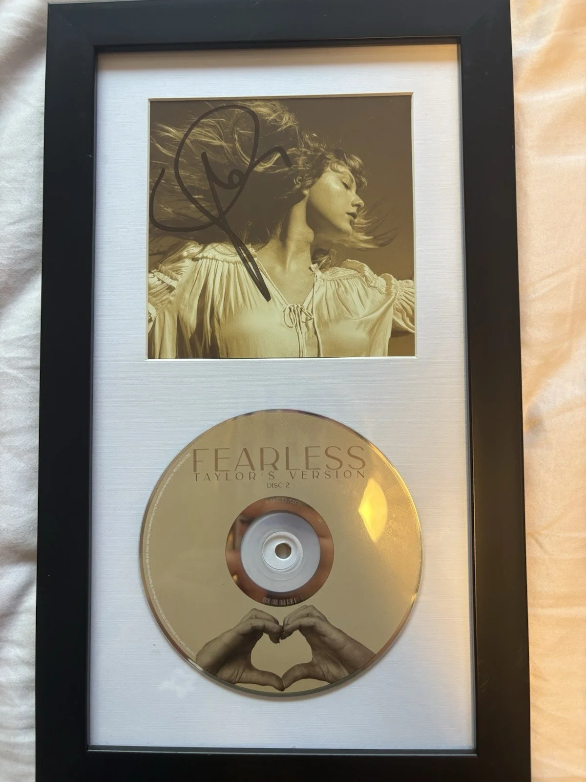 Taylor Swift Fearless Taylor's Version Signed CD, image 2