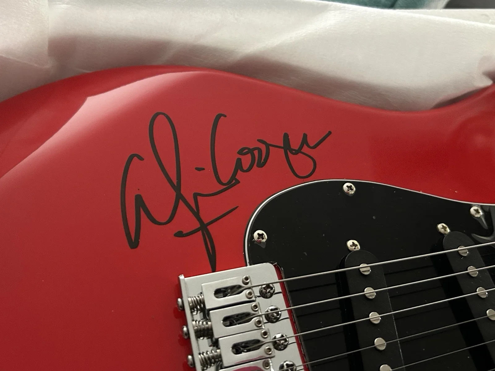 Alice Cooper Signed Full Size Electric Guitar COA Pristine Condition~Autographed, image 4