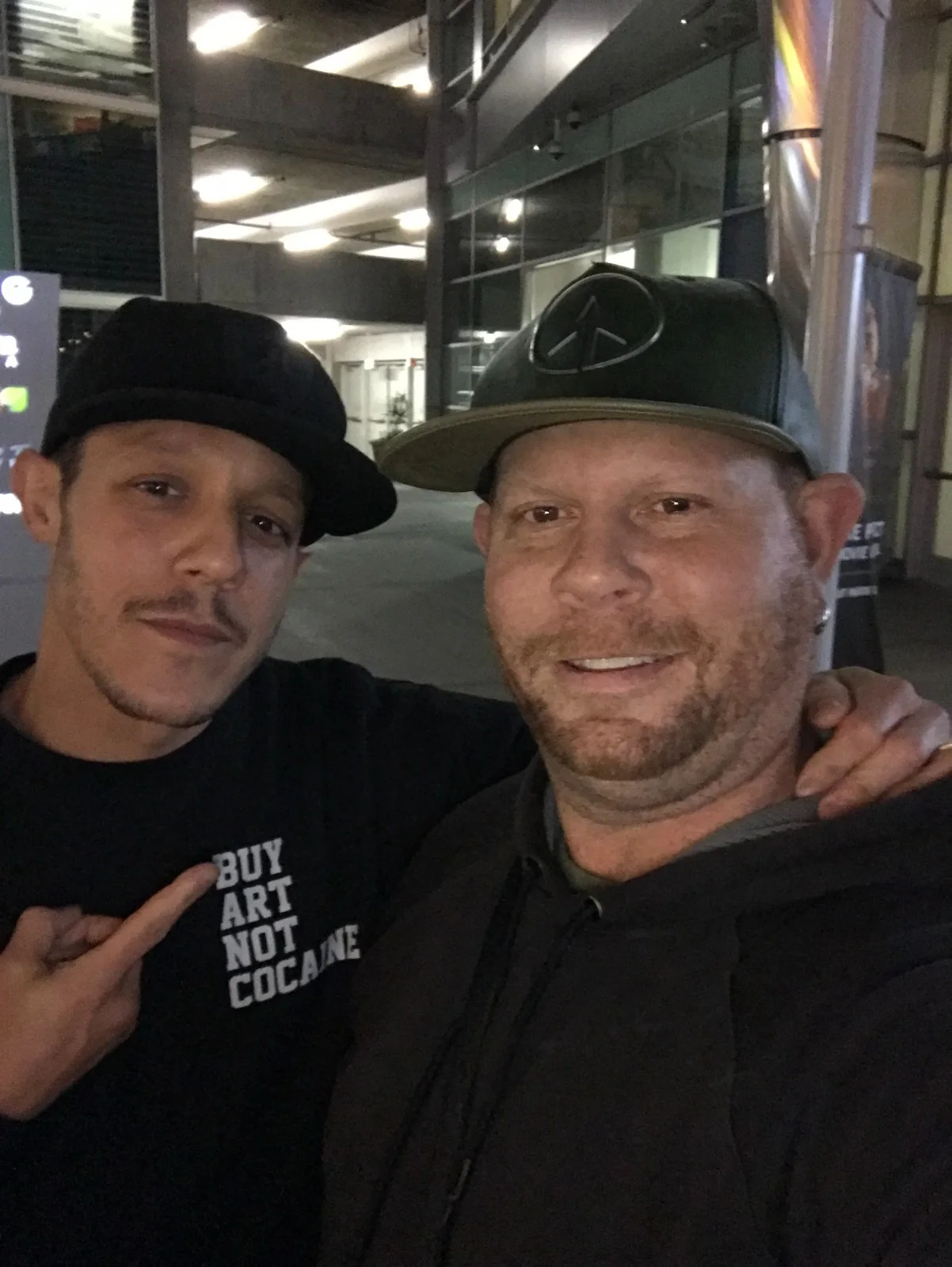 THEO ROSSI — Theo Rossi Sons Of Anarchy W/COA matted signed index card with photo 11x17 #1, image 4