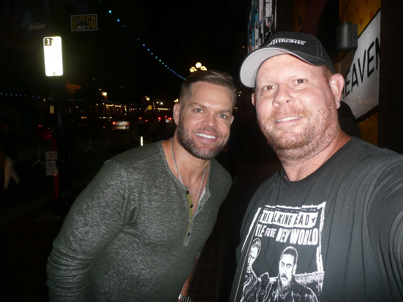 WES CHATHAM — Wes Chatham The Expanse W/COA matted signed index card with photo 11x17 #1 Amos, изображение 3