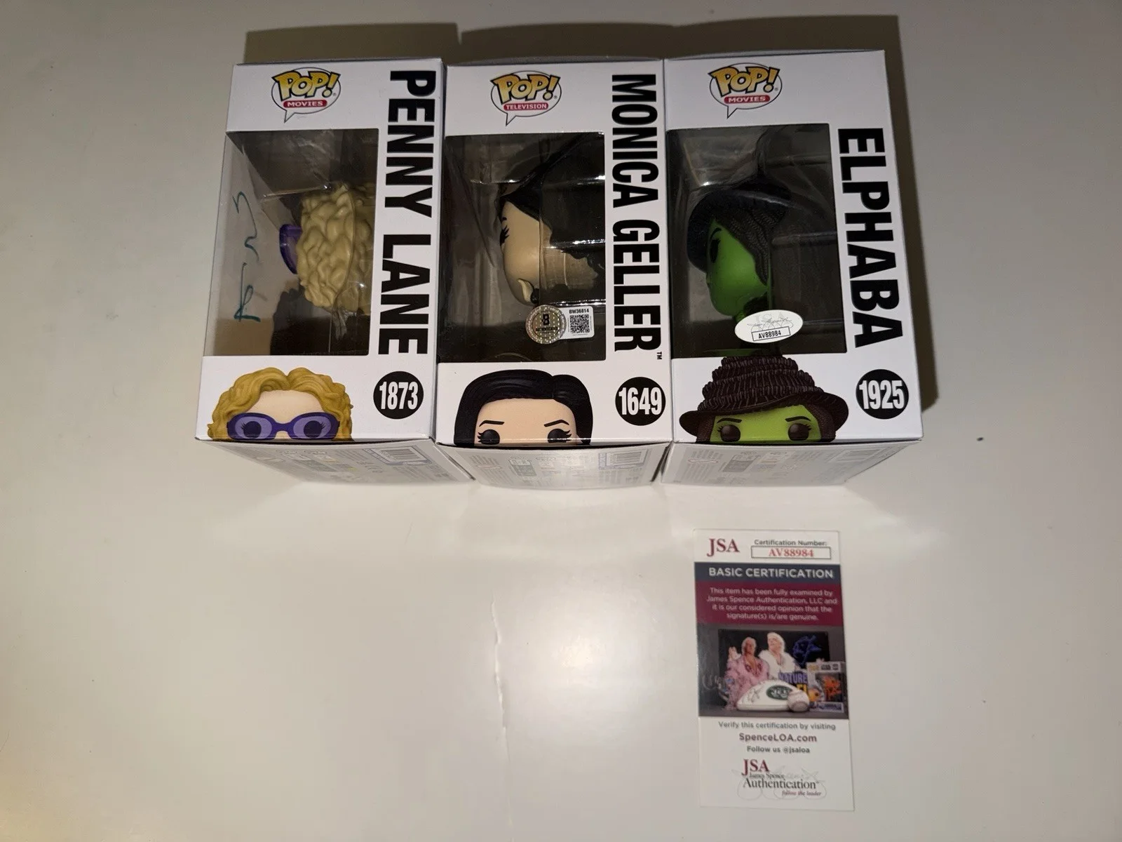 COURTNEY COX CYNTHIA ERIVO KATE HUDSON — Signed Funko Pop Lot ACTRESS WICKED ALMOST FAMOUS Friends BECKETT COA, изображение 2