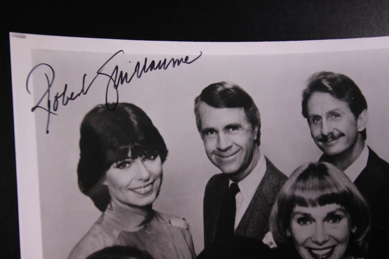 Robert Guillaume — ROBERT GUILLAUME (1927-2017) (BENSON~SOAP) AUTOGRAPH PHOTO~3869, image 2