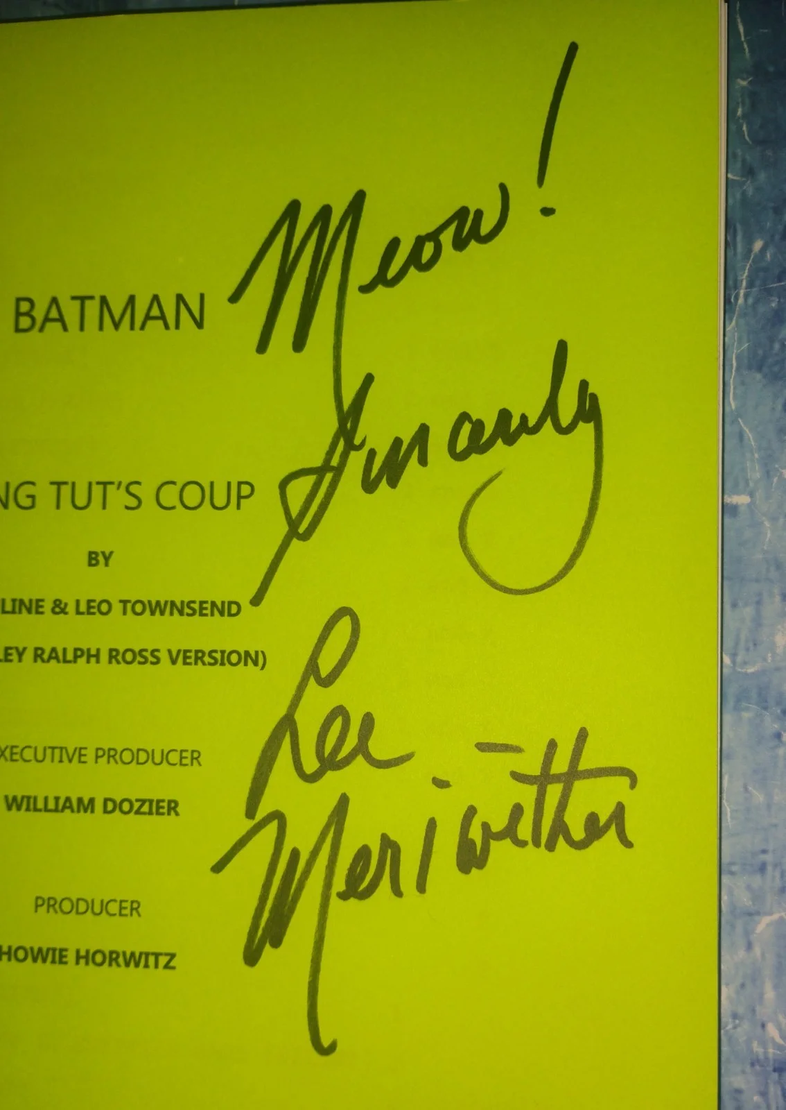 Lee Meriwether Hand Signed Autograph Batman Script COA - NO US TARIFFS, изображение 3