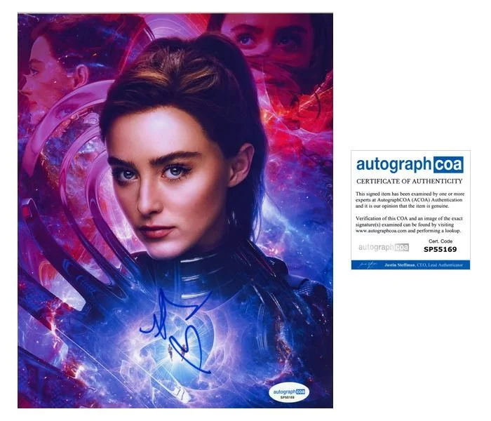Kathryn Newton — Kathryn Newton "Ant-Man and the Wasp: Quantumania" AUTOGRAPH Signed 8x10 Photo C