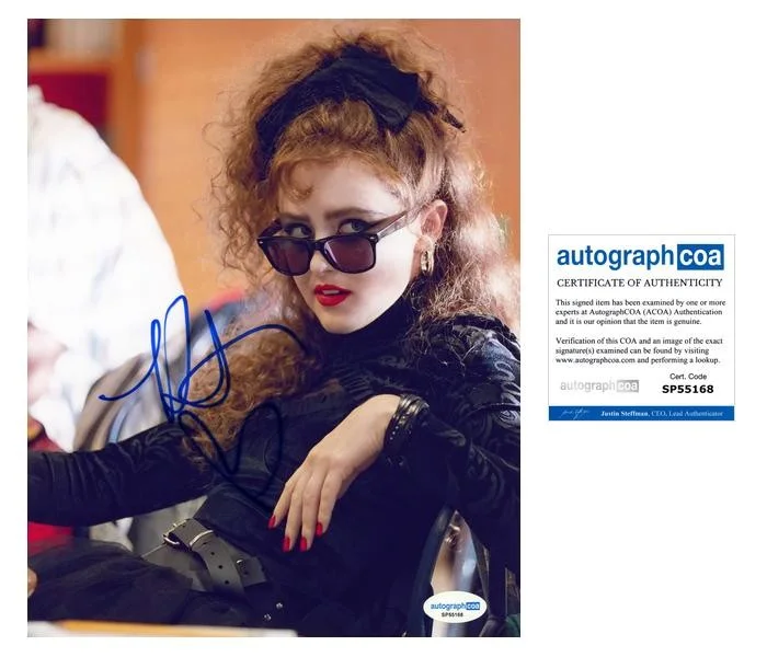 Kathryn Newton — Kathryn Newton "Lisa Frankenstein" AUTOGRAPH Signed Autographed 8x10 Photo ACOA