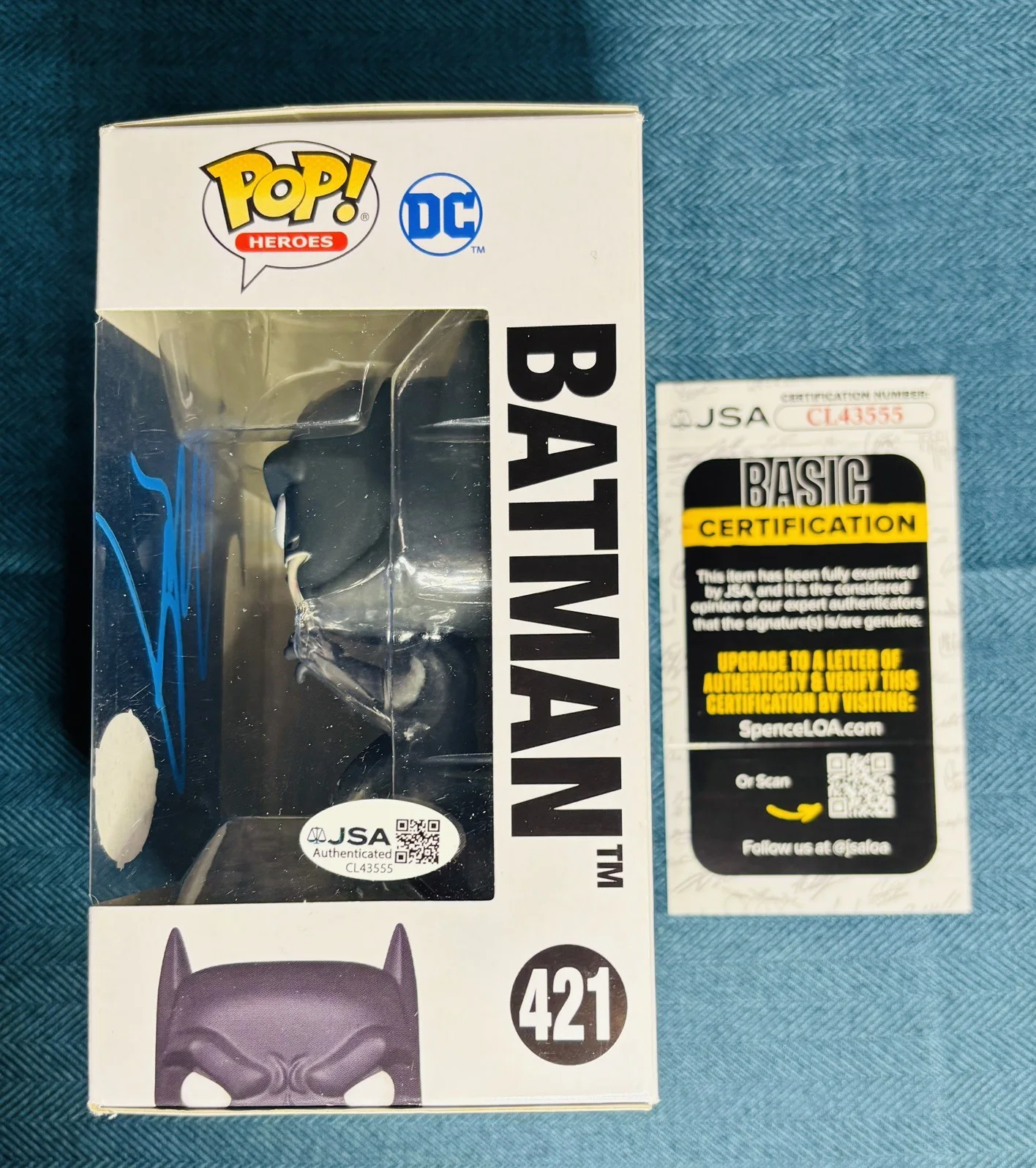 Christian Bale — Christian Bale Signed Autograph Batman Funko Pop The Dark Knight #421 JSA COA, изображение 3