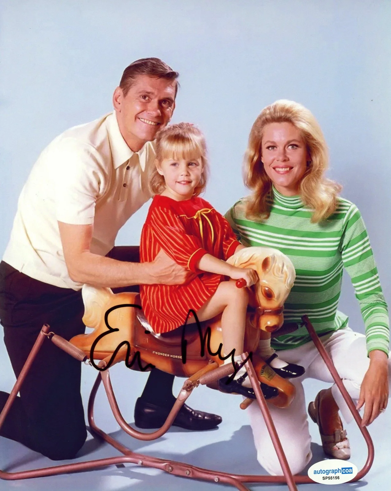 Erin Murphy — Erin Murphy "Bewitched" AUTOGRAPH Signed 'Tabitha Stephens' 8x10 Photo ACOA, image 2