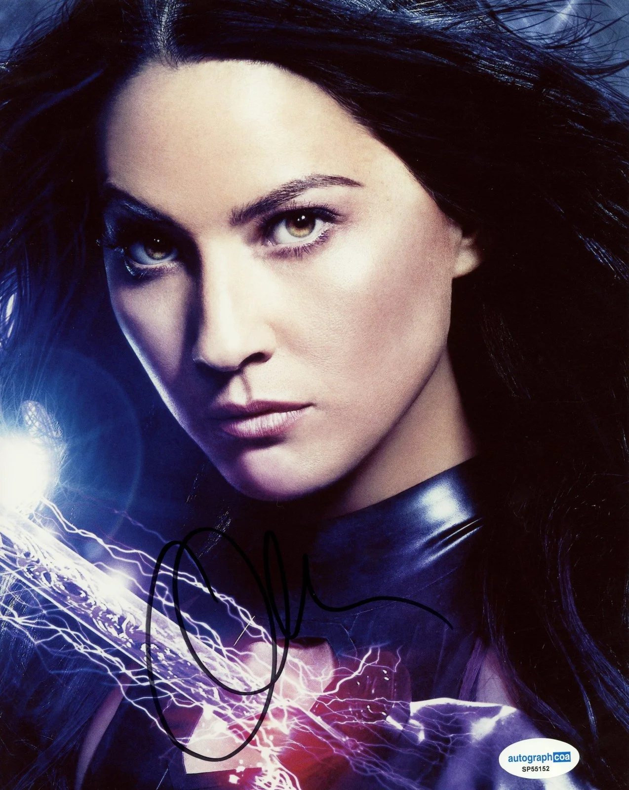 Olivia Munn — Olivia Munn "X-Men: Apocalypse" AUTOGRAPH Signed 'Psylocke' 8x10 Photo D ACOA, image 2