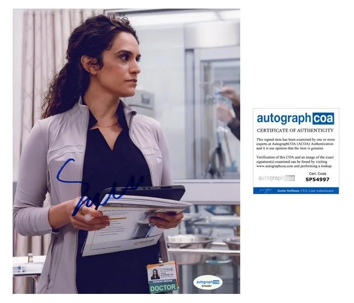 Sepideh Moafi — Sepideh Moafi "The Pitt" AUTOGRAPH Signed 'Dr. Al-Hashimi' 8x10 Photo B ACOA