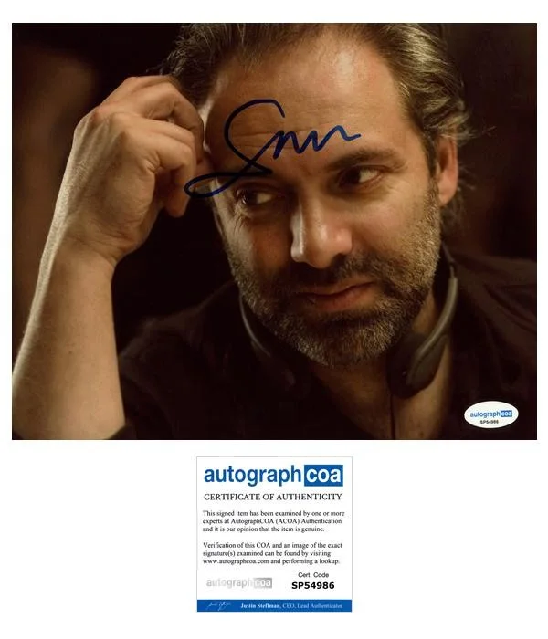 Sam Mendes — Sam Mendes "American Beauty" Director AUTOGRAPH Signed 8x10 Photo ACOA